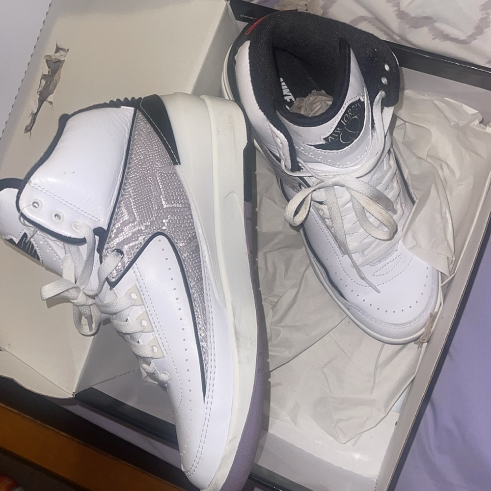 Mens air Jordan 2 retro white/fire red-black -sail size 8 - Picture 9 of 10